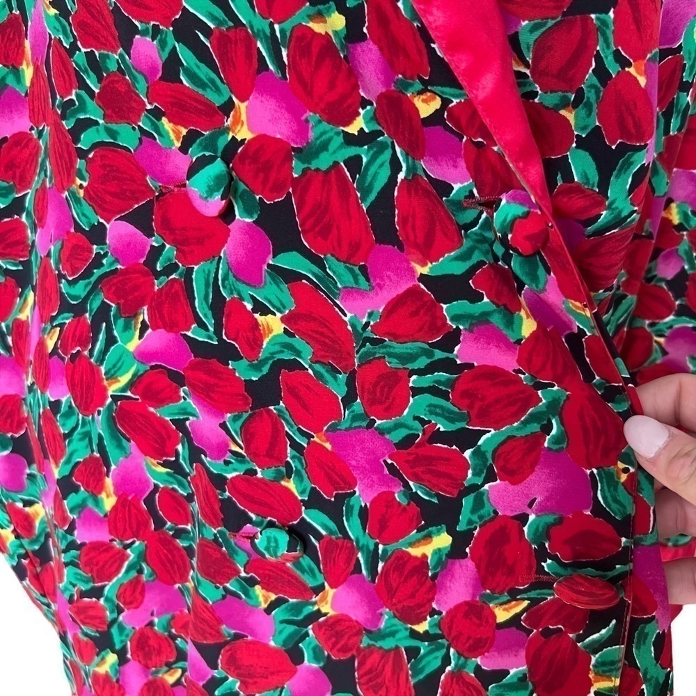 VICTORIA’S SECRET Gold Label Tulip Print Silky Sleep Shirt - Picture 3 of 6